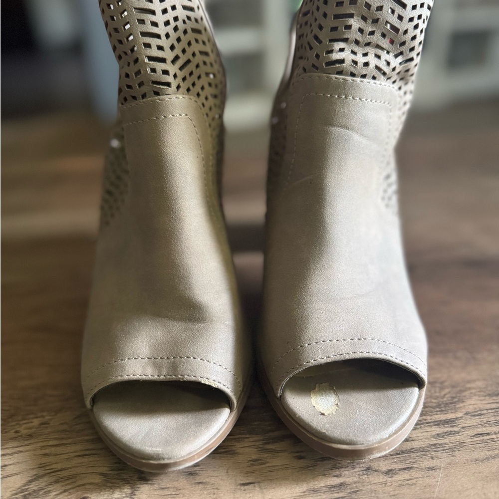 Soda Taupe Cut-Out Peep-Toe Heels